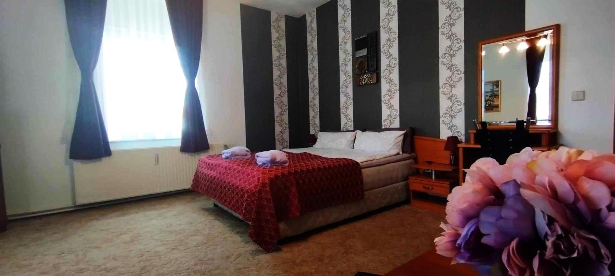 Grosse Wohnung Mit Terrasse Im Altstadtzentrum - Ferienwohnung Chiplakoff Blankenburg  Εξωτερικό φωτογραφία