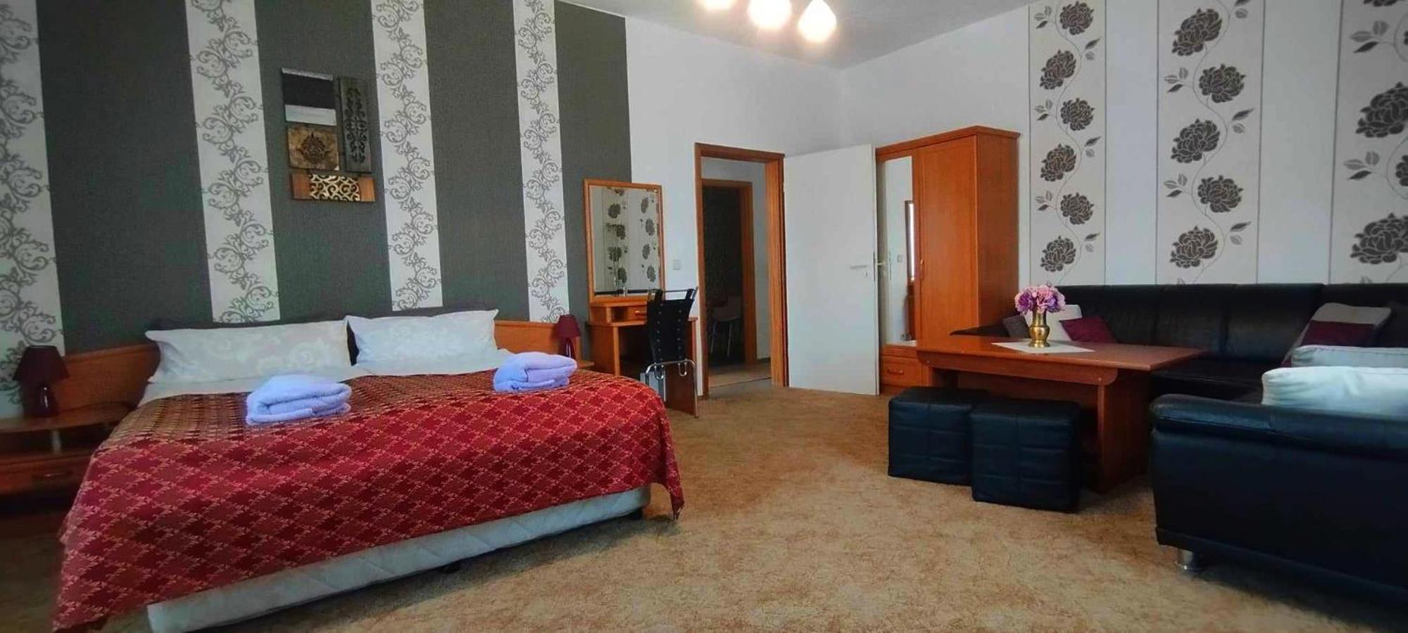 Grosse Wohnung Mit Terrasse Im Altstadtzentrum - Ferienwohnung Chiplakoff Blankenburg  Εξωτερικό φωτογραφία