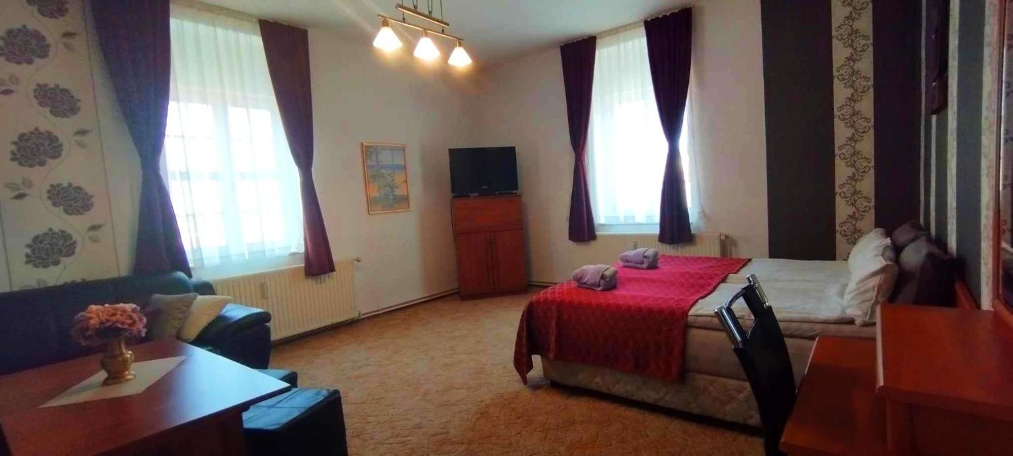 Grosse Wohnung Mit Terrasse Im Altstadtzentrum - Ferienwohnung Chiplakoff Blankenburg  Εξωτερικό φωτογραφία
